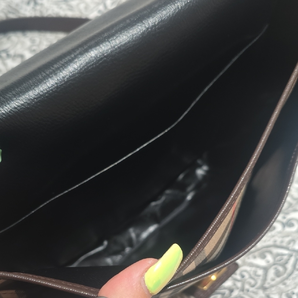 Burberry Beautifel Amazing Condition Checkered Crossbody Bag Authentic Spotless - Picture 9 of 13